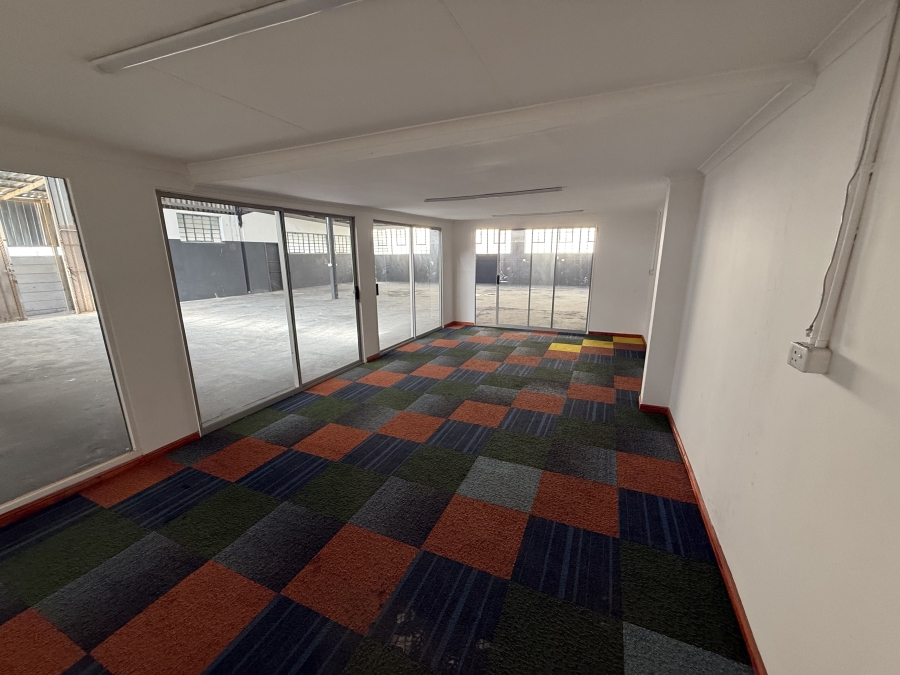 To Let commercial Property for Rent in Parow East Western Cape
